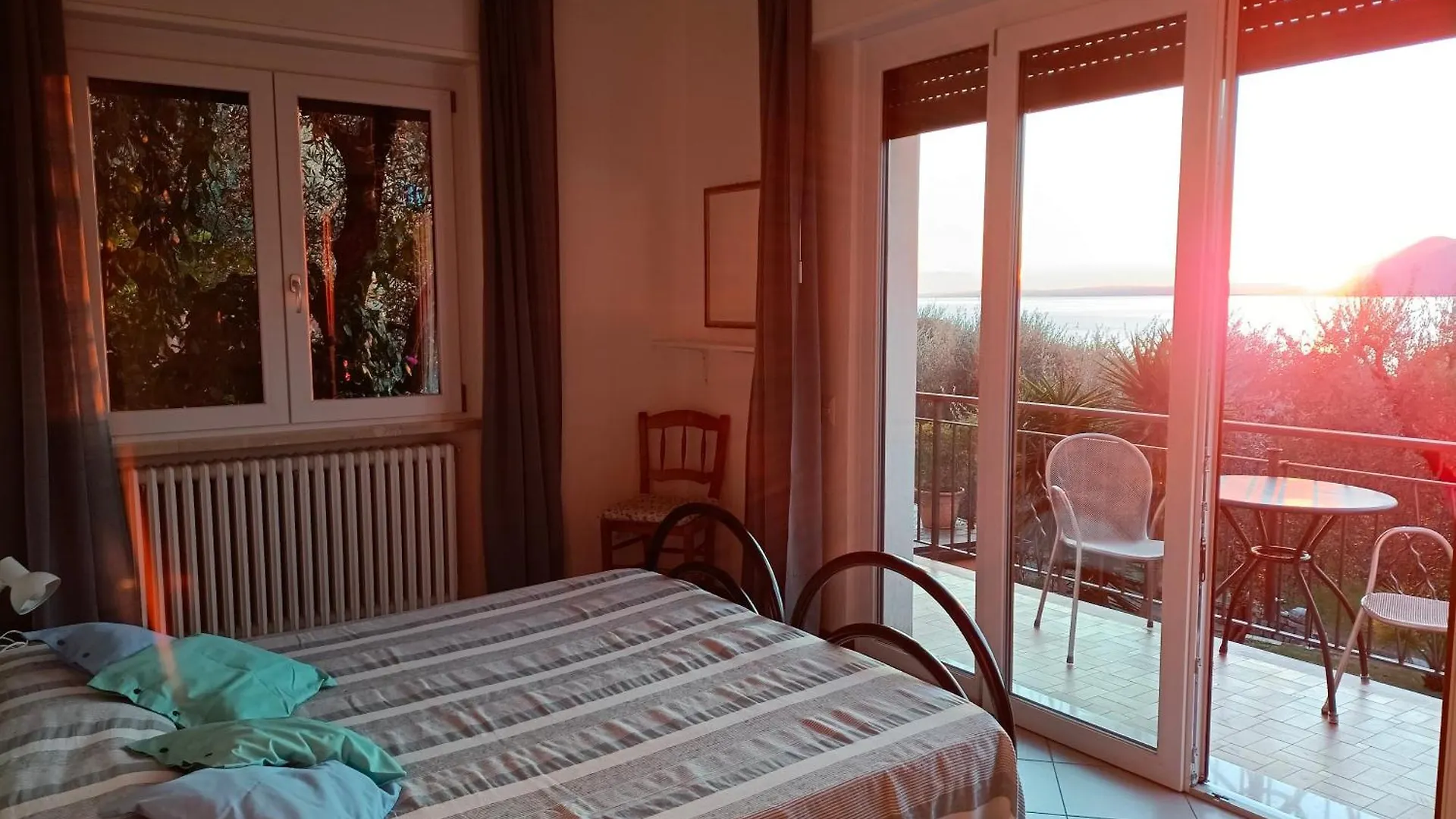 別荘 Appartamenti Casa Nina, Lago,Montagne, Uliveti ブレンゾーネ