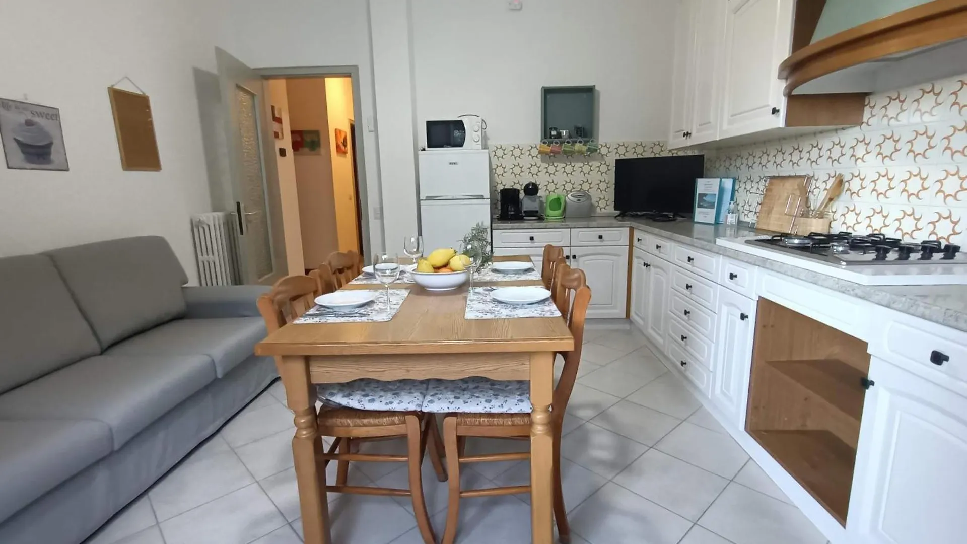 Appartamenti Casa Nina, Lago,Montagne, Uliveti ブレンゾーネ