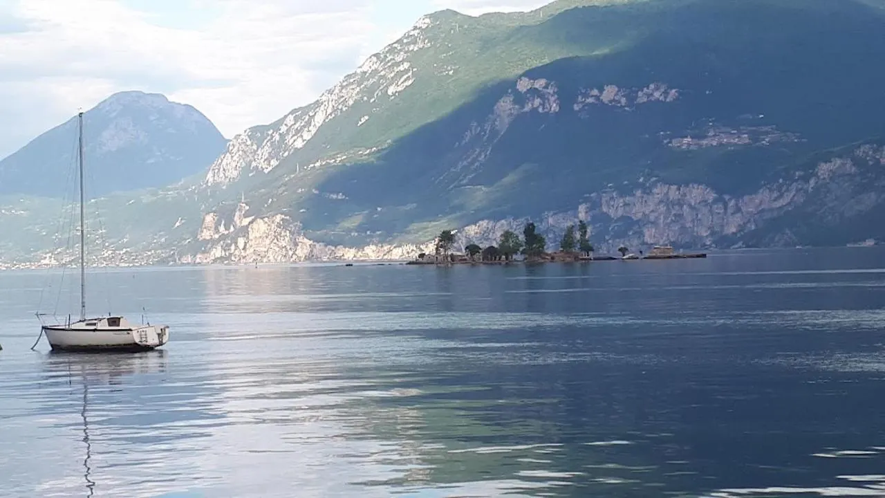 Appartamenti Casa Nina, Lago,Montagne, Uliveti Brenzone sul Garda Italien