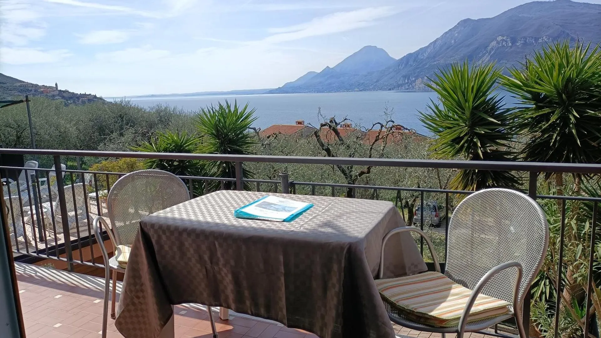 Appartamenti Casa Nina, Lago,Montagne, Uliveti Brenzone sul Garda