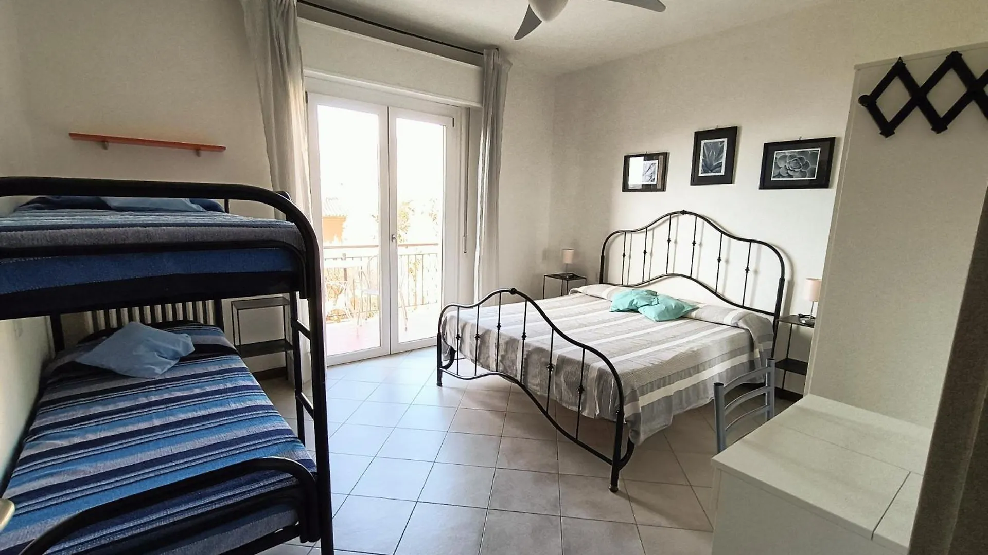 Appartamenti Casa Nina, Lago,Montagne, Uliveti Brenzone sul Garda Italien