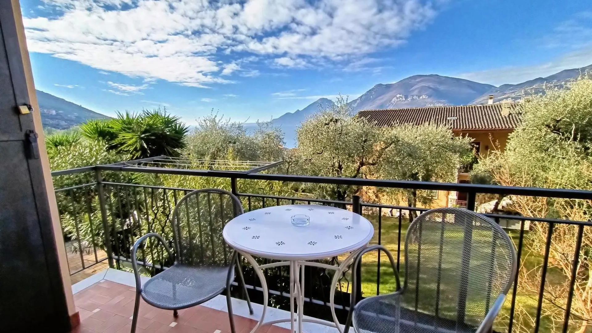 Appartamenti Casa Nina, Lago,Montagne, Uliveti Brenzone sul Garda 0*,  Italien
