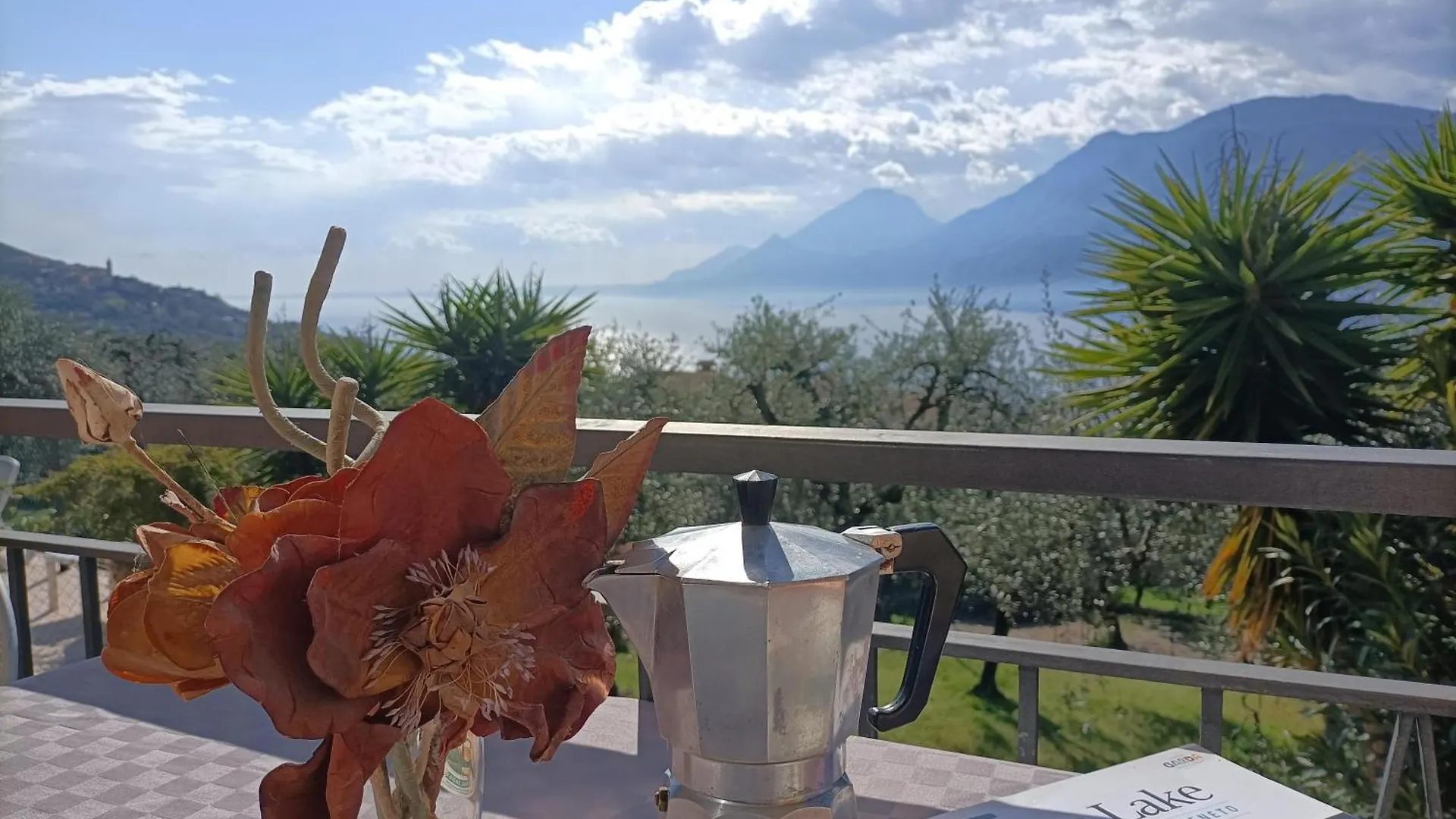 Ferienhaus Appartamenti Casa Nina, Lago,Montagne, Uliveti Brenzone sul Garda