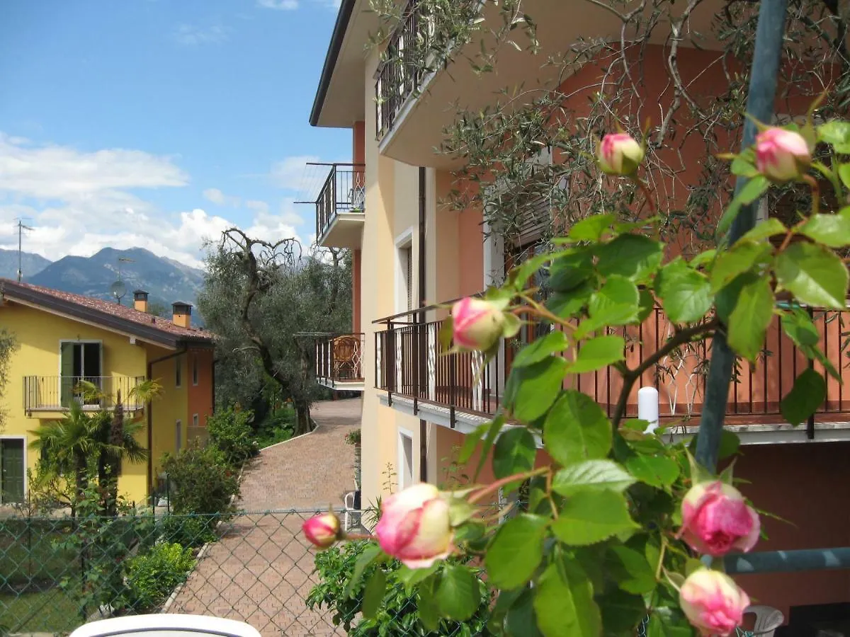 Ferienhaus Appartamenti Casa Nina, Lago,Montagne, Uliveti Brenzone sul Garda